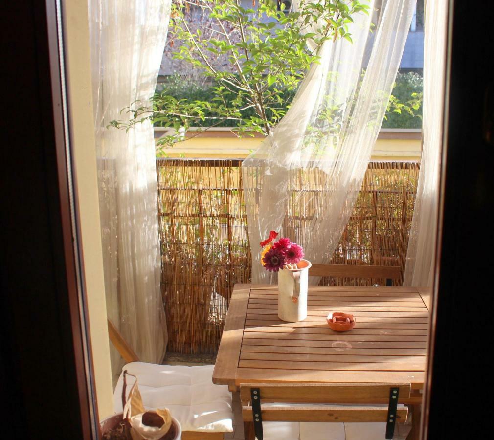 Lovely Terrace Apartment Milan Exterior photo